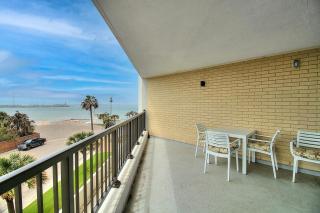 Clines Landing CL215 - Port Aransas - 1