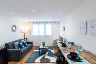 LE VALLES - HYPERCENTRE PARKING GRATUIT WiFi NETFLIX AMAZON PRIME - Villeurbanne - 0