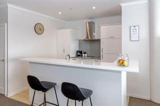 QV Elegant Modern Apt with Water View - 982 - Auckland - 2