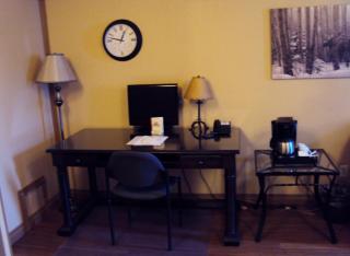 The Yukon Inn - 8