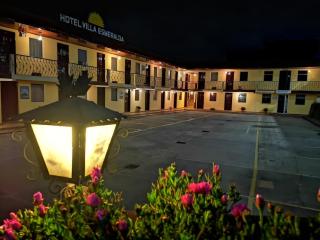 Hotel y Restaurante Villa Esmeralda - Quetzaltenango - 0