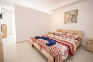 Apartments Sun with Sea View - Dobra Voda - 2