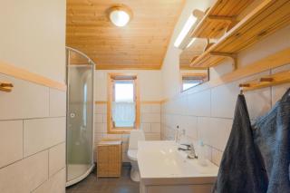 Guesthouse / Huskyfarm Innset - 4