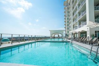 Sea it All Infinity pool ocean views steps from the beach - a perfect romantic getaway - Galveston - 9