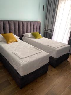 Hotel Viroi - 2