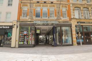 The Hayes - LONG STAY OFFER - Central Cardiff Abode by CTO Serviced Apartments - 2