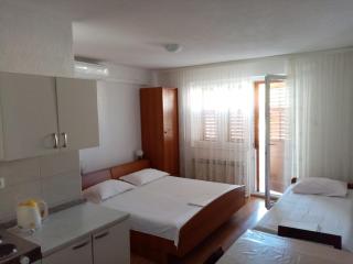 Apartments Iva - Baška Voda - 2