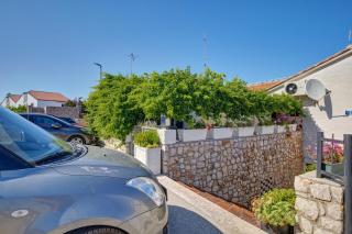 Apartment Goga - Seaview & Parking - Mali Lošinj - 4