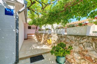 Apartment Goga - Seaview & Parking - Mali Lošinj - 3