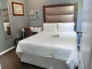 VIRGINIA TOWNHOUSE - 8