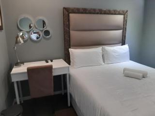 VIRGINIA TOWNHOUSE - 6