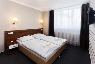 Arkada Hotel - Bučovice - 1