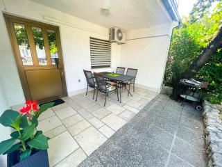 Apartmani Irena - Jadranovo - 1