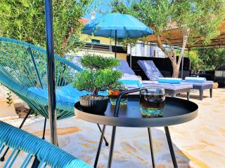 Villa Spark with heated pool in Rogoznica Zecevo - Zečevo - 4