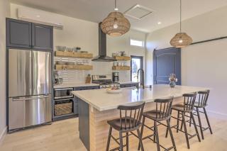 Stunning Wine Country Gem with Hot Tub and Patio! - Sonoma - 4