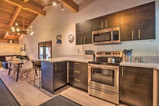 Contemporary Mountain Retreat - Walk to Slopes! - Mammoth Lakes - 4