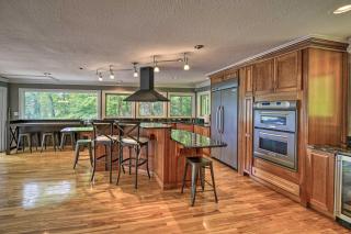 Inviting Family Abode with Dock on Norris Lake! - 5