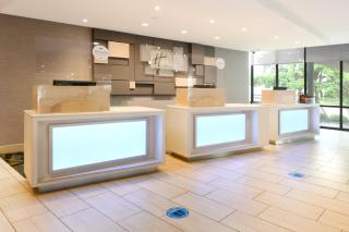 Holiday Inn Express & Suites Fort Worth Downtown by IHG - Fort Worth - 4