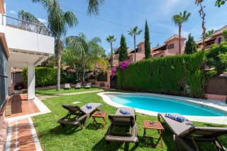 Villa Giovanni - Marbella Center - Heated Pool - 9