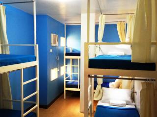 Crossroads Hostel Manila - Manila - 6