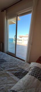 Ático con espectacular terraza frente al mar - 1