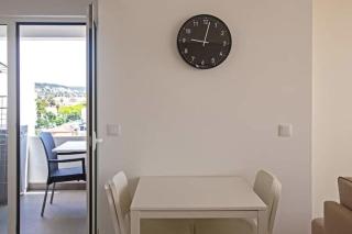 Magnificent 1 Bedroom Apartment With Views Over The Ocean - Costa da Caparica - 0