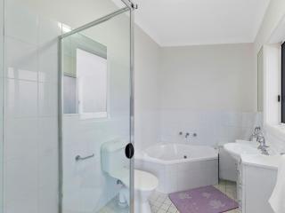 Surfside Palms 14 - The Entrance - 7