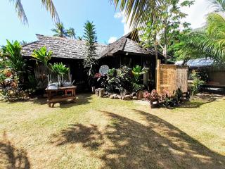 MOOREA - Local Spirit Family 3 - Hauru - 0