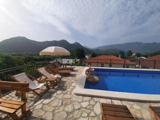 Apartments Kingfisher - Virpazar - 1