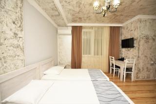 Kazbegi Hotel Batumi - 8