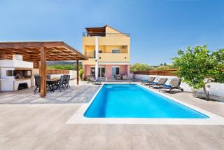 Ritas Gennadi Villa - 0