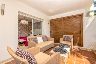 2 Bedroom with pool in the heart of Puerto Banus - Marbella - 3