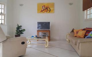 Casa com churrasqueira no Centro de Caraguatatuba - 9