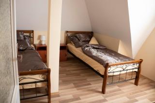 Gyöngyöm Apartman - Balatonalmádi - 3