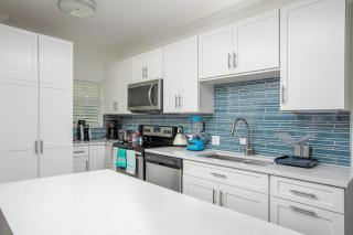 Beach Living at Plantation Village BLGS - George Town - 7