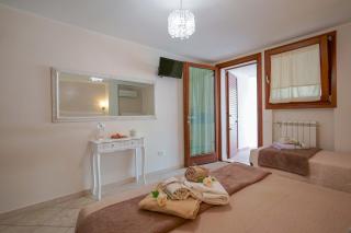 Casa Nostra - Pula - 1