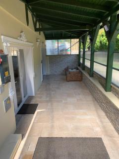 The Jakuzzi Room Miskolctapolca - Miskolc - 9