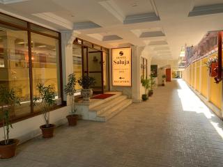 Hotel Saluja - Siliguri - 8