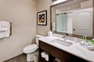 Holiday Inn Express & Suites Great Bend by IHG - Great Bend - 5
