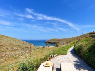 Agelos Beachfront Villa - Korissia - 9