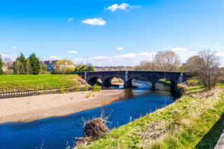 Vidale Court, 3 Bedroom House with River Irwell view, sleeps 6 - 5