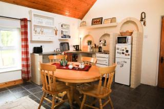Wisteria Cottage - Ballyconnell - 2