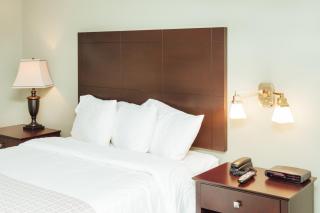 The Grand Hotel Nanaimo - 8