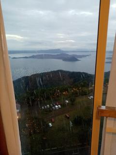 Smdc Wind Residences Tagaytay Taal View 19th Floor - Tagaytay - 1