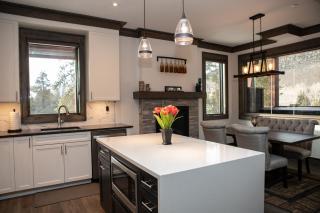 The Seasons 1818 condo - Keystone - 1