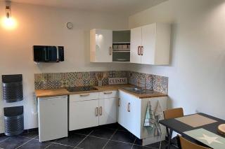 Superbe studio privée au calme avec piscine et spa - 8