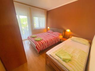 Apartmani Combaj - Jadranovo - 3