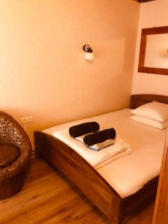 Гостевой Дом L-Hotel - Tschornomorsk - 1
