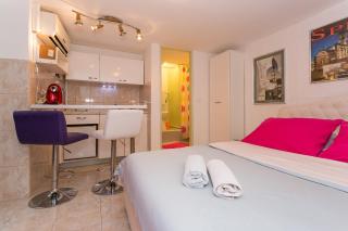 Modern and practical studio in the heart of Split - Split - 5