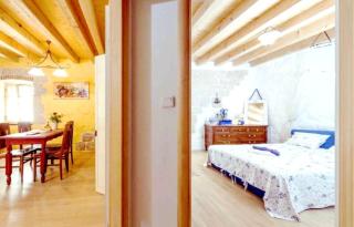 HVAR HEART heritage apartment - Stari Grad - 6